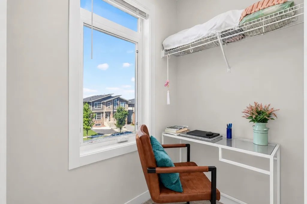 97 Sage Bluff Gate NW Calgary AB T3R 1T5