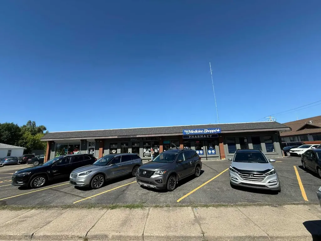 1014, 1020, 1022, 1024 20 Street S Lethbridge AB T1K 3W2