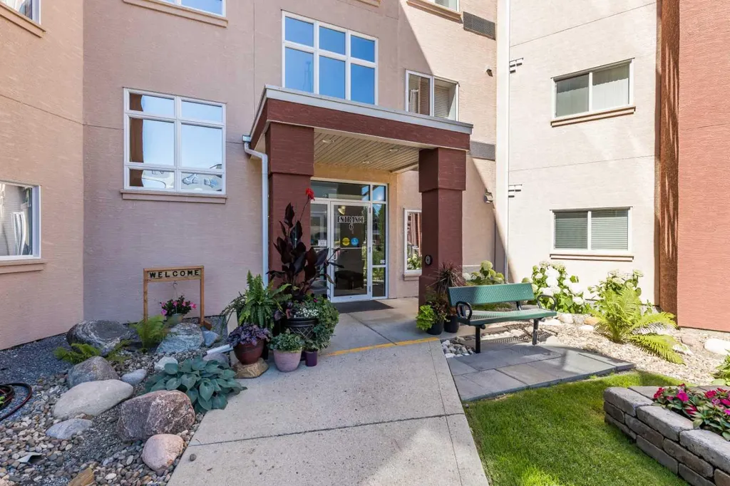 2800 13 Avenue SE Medicine Hat AB T1A 3P9
