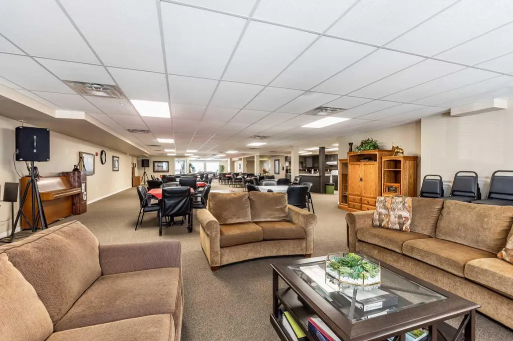 2800 13 Avenue SE Medicine Hat AB T1A 3P9