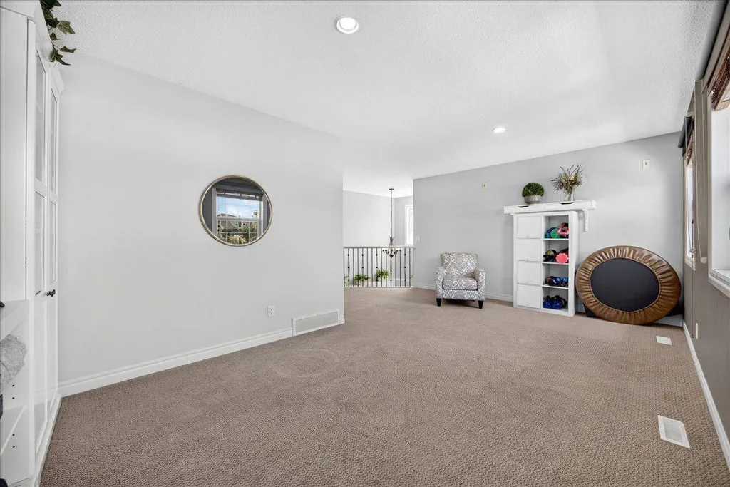 13 Covepark Bay NE Calgary AB T3K 6K8