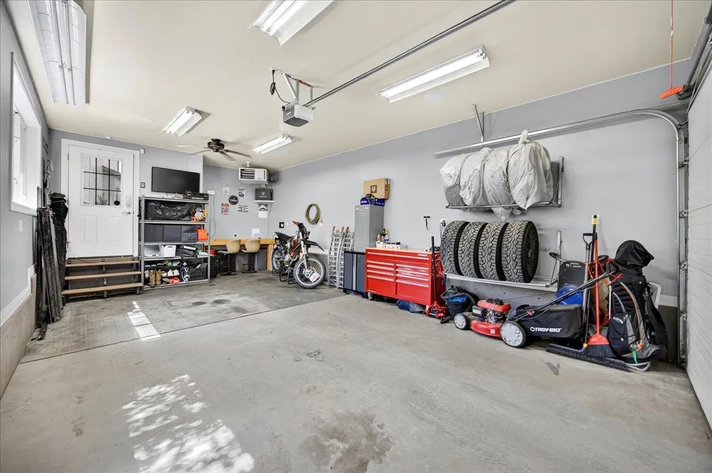 13 Covepark Bay NE Calgary AB T3K 6K8