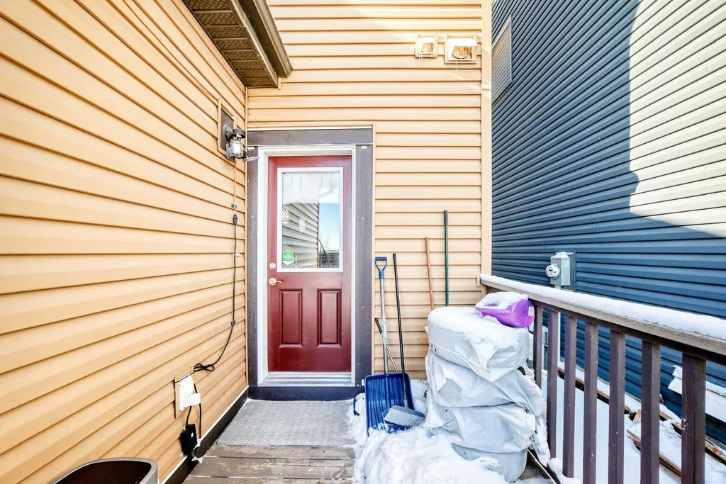 302 Auburn Crest Way SE Calgary AB T3M 1T2