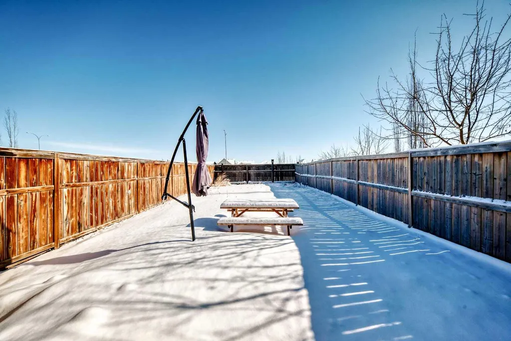 302 Auburn Crest Way SE Calgary AB T3M 1T2