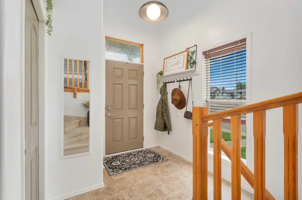 70 Garden Road Lacombe AB T4L2P1