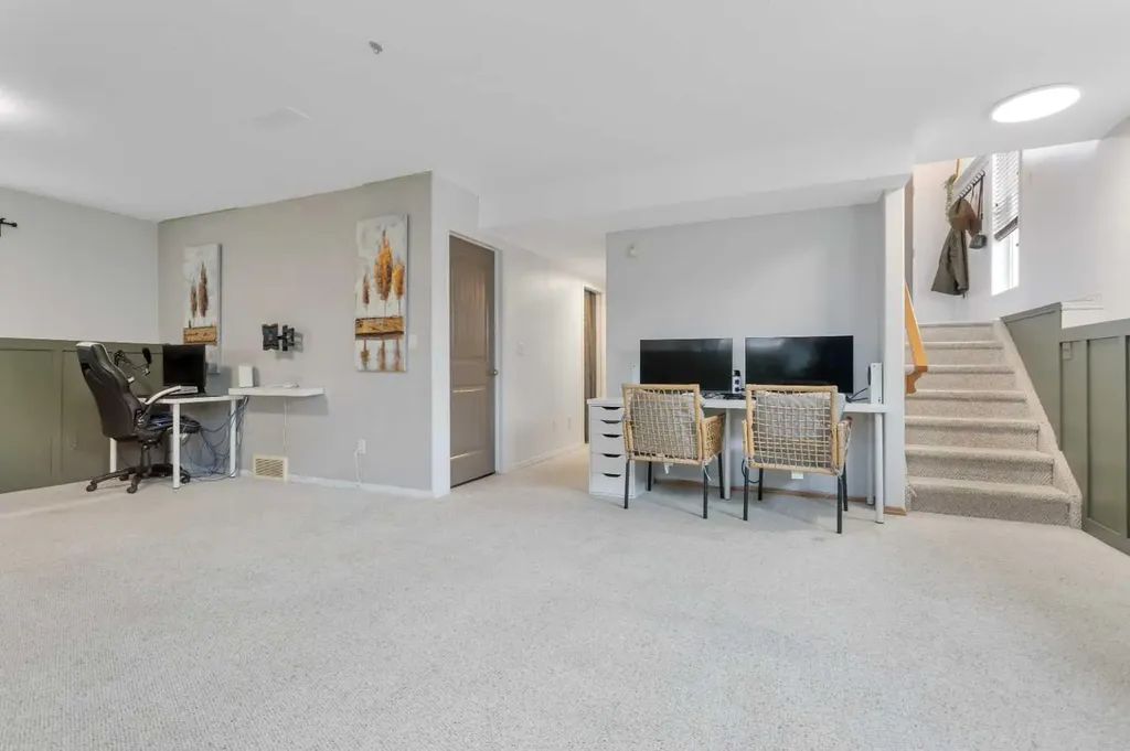 70 Garden Road Lacombe AB T4L2P1