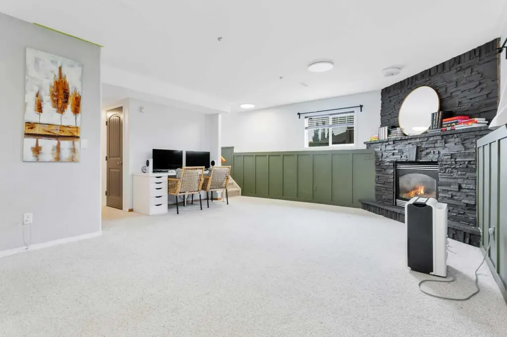 70 Garden Road Lacombe AB T4L2P1