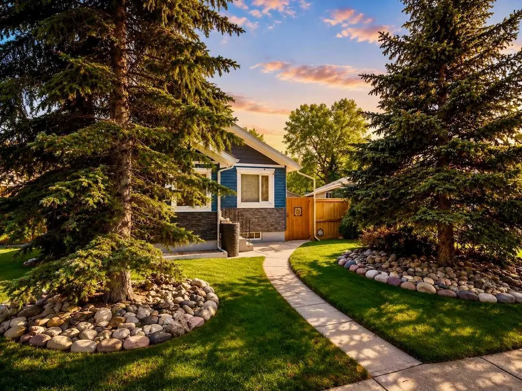 239 19 Street N Lethbridge AB T1H 3J9
