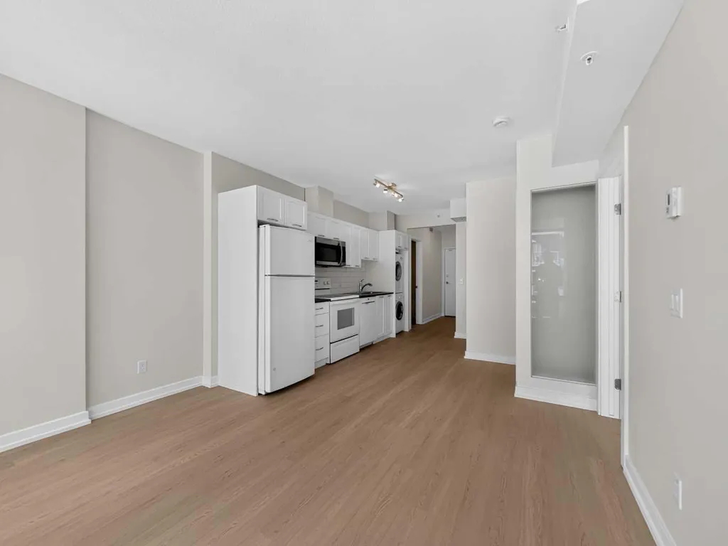 3830 Brentwood Road NW Calgary AB T2L 1K8