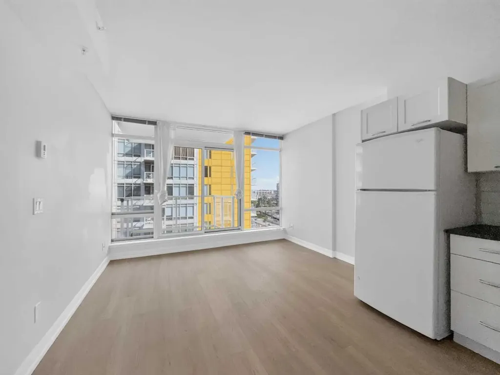 3830 Brentwood Road NW Calgary AB T2L 2J9