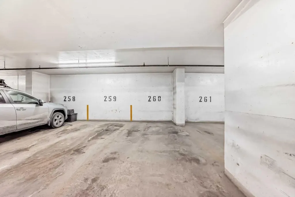 3830 Brentwood Road NW Calgary AB T2L 1K8