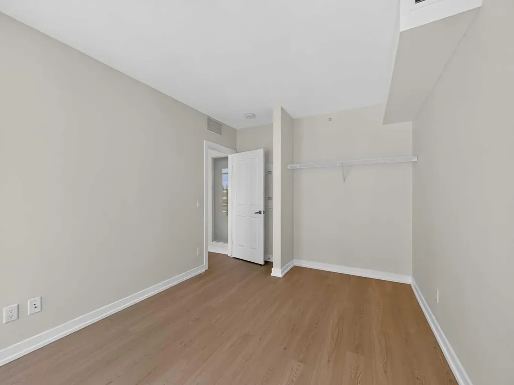 3830 Brentwood Road NW Calgary AB T2L 2J9