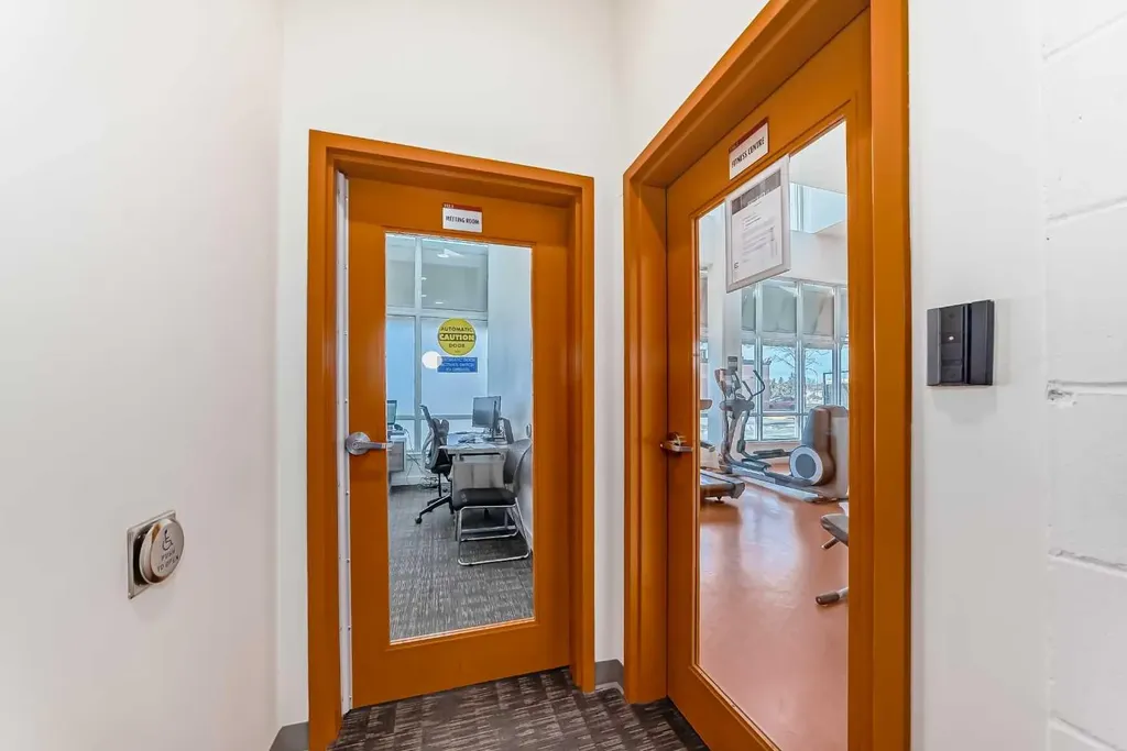3830 Brentwood Road NW Calgary AB T2L 2J9