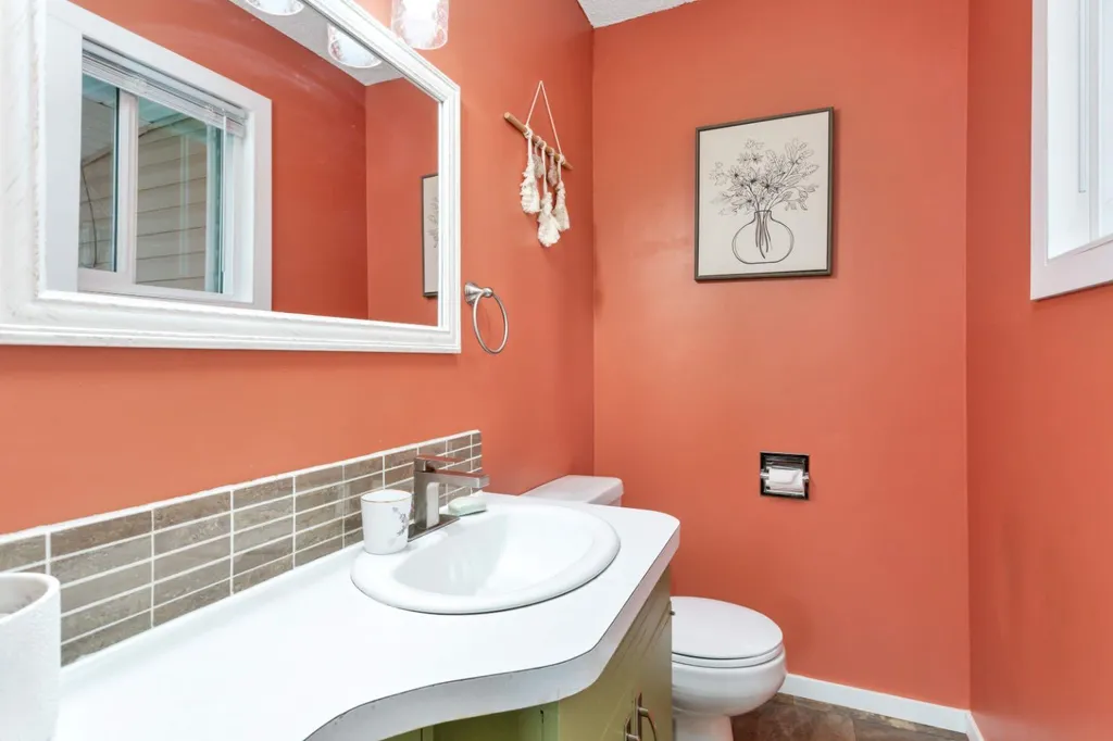5215 52 Avenue Eckville AB T0M 0X0