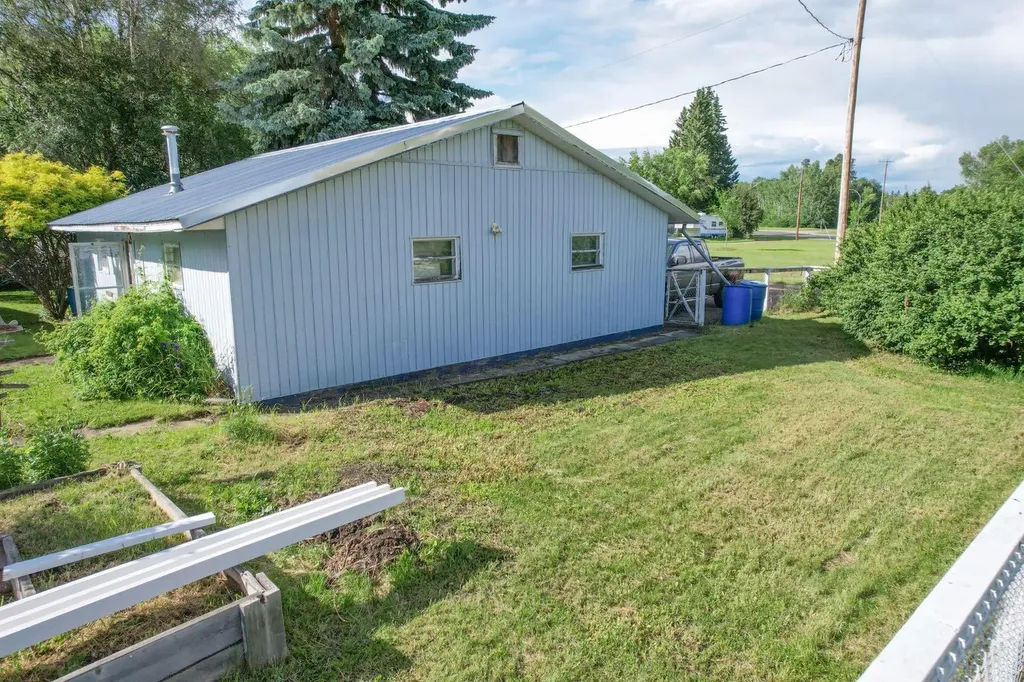 #8 48a Street Close Alix AB T0C 0B0