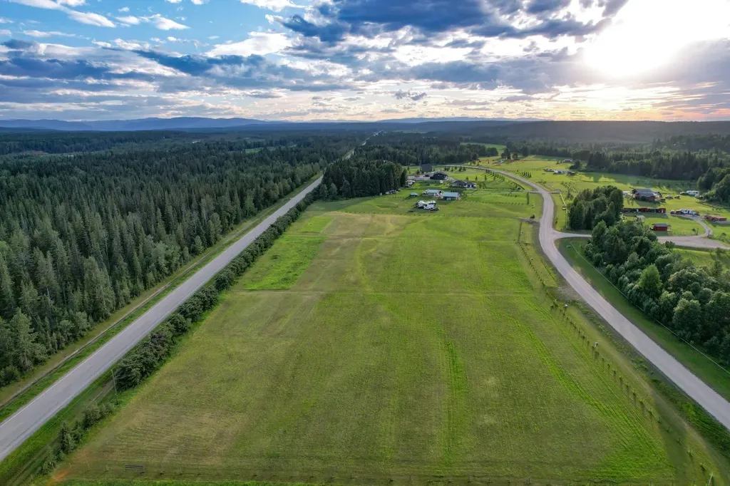 5 West Country Rural Clearwater County AB T4T 2A3