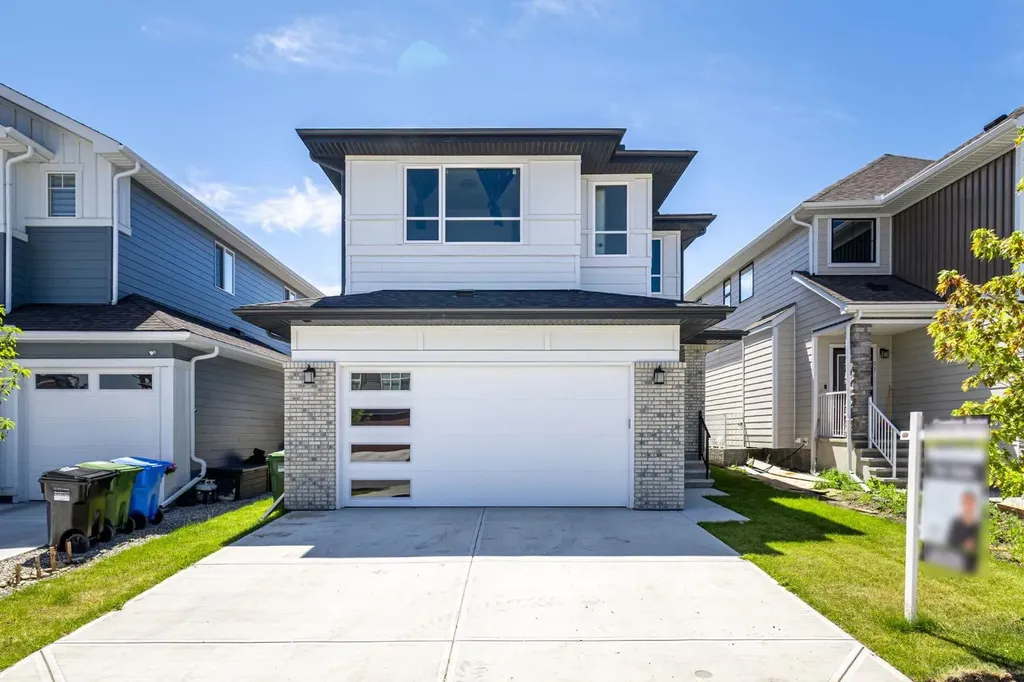 53 Versant Point SW Calgary AB T2Y0X1