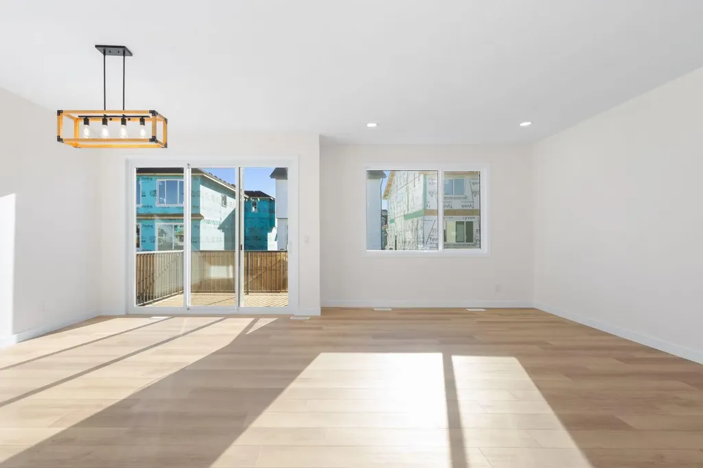 53 Versant Point SW Calgary AB T2Y0X1