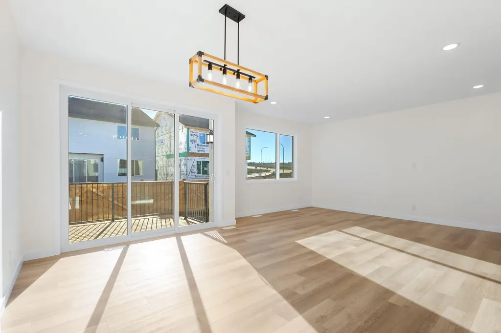 53 Versant Point SW Calgary AB T2Y0X1