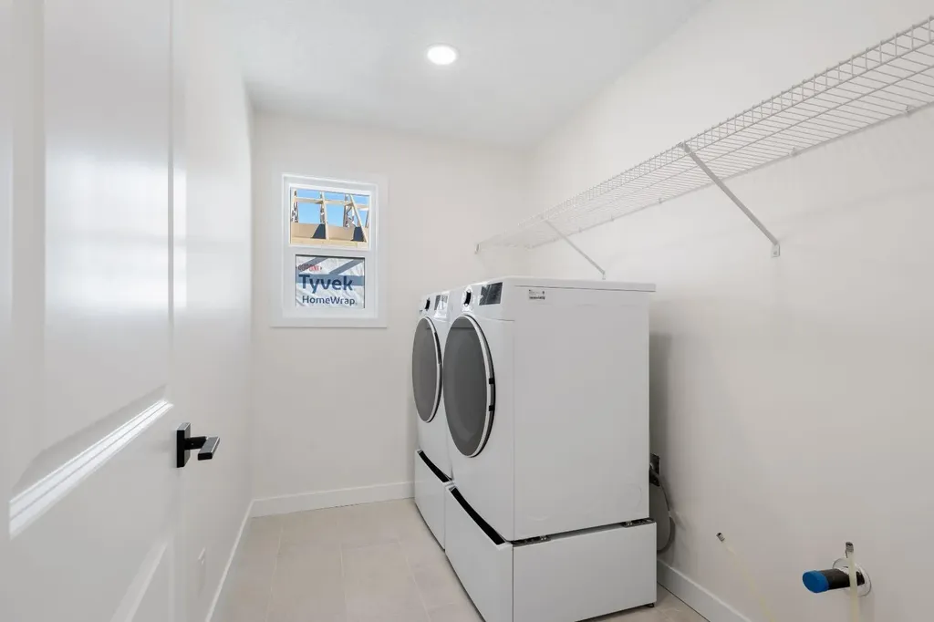 53 Versant Point SW Calgary AB T2Y0X1