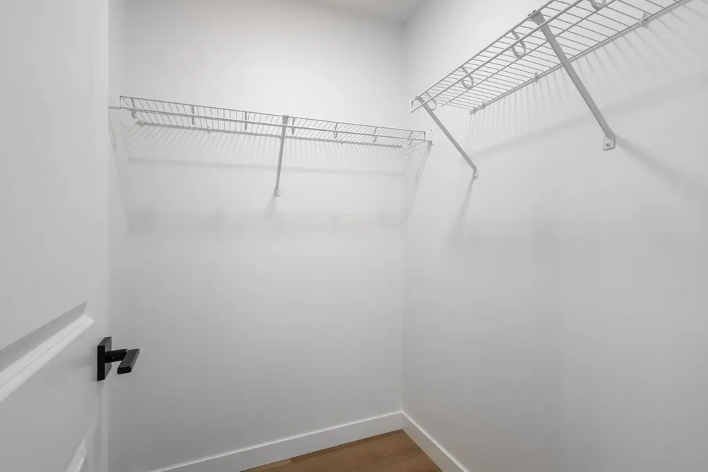 53 Versant Point SW Calgary AB T2Y0X1