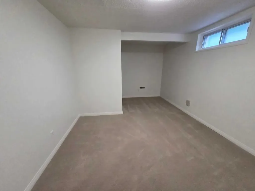 5936 Dalmead Crescent NW Calgary AB T3A1E6