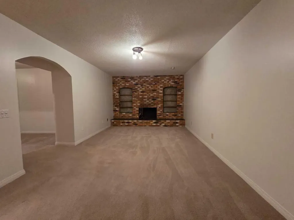 5936 Dalmead Crescent NW Calgary AB T3A1E6