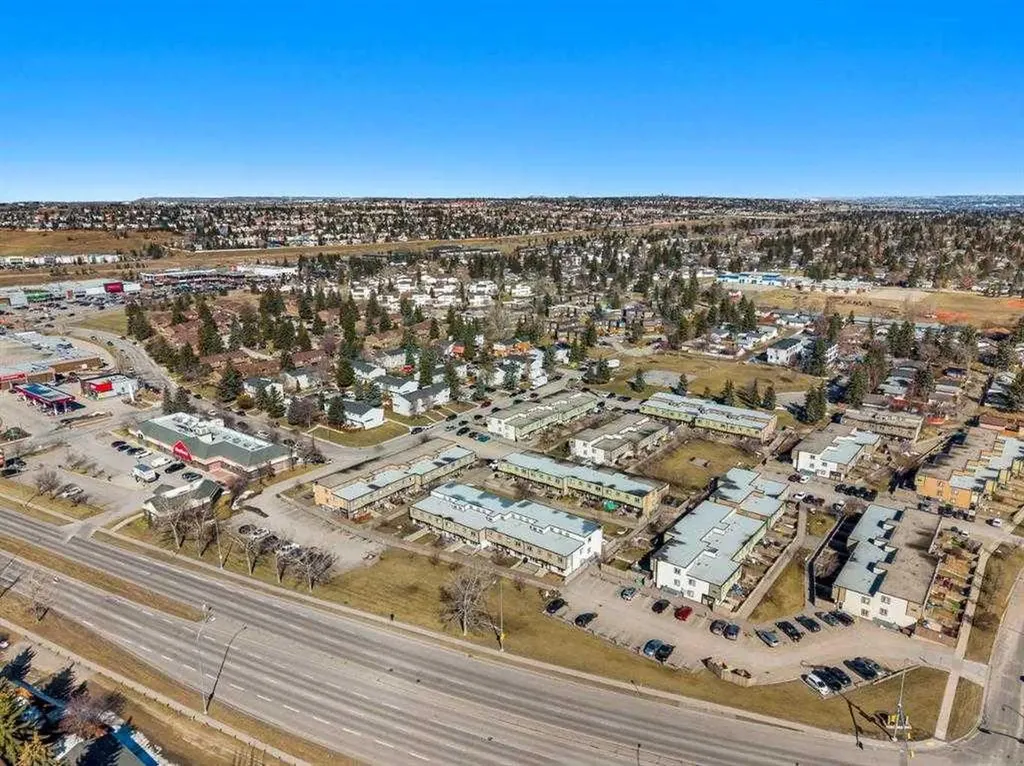 3809 45 Street SW Calgary AB T3E3H4