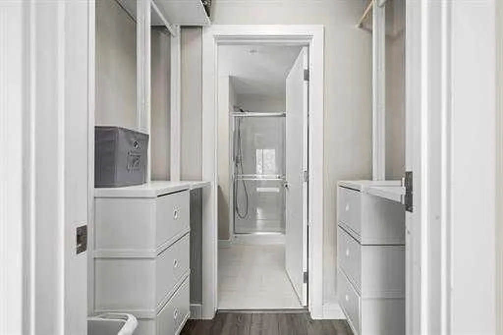 24 Sage Hill Terrace NW Calgary AB T3R 0W9