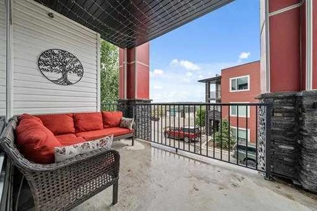 24 Sage Hill Terrace NW Calgary AB T3R 0W9