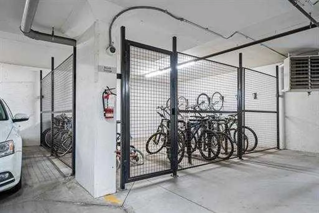 24 Sage Hill Terrace NW Calgary AB T3R 0W9