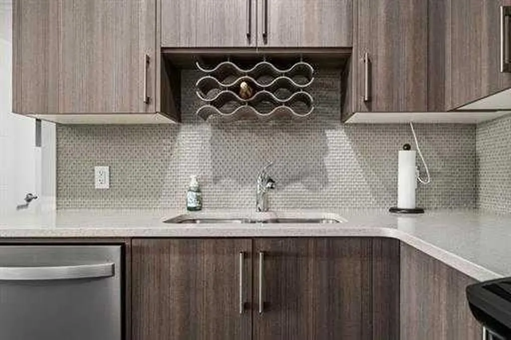 24 Sage Hill Terrace NW Calgary AB T3R 0W9
