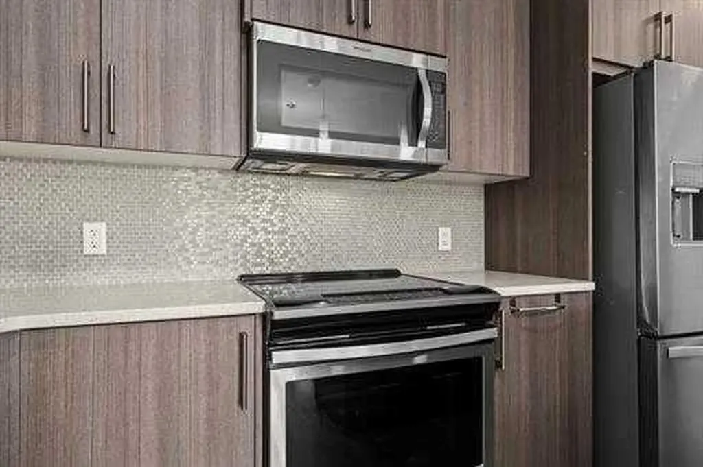 24 Sage Hill Terrace NW Calgary AB T3R 0W9