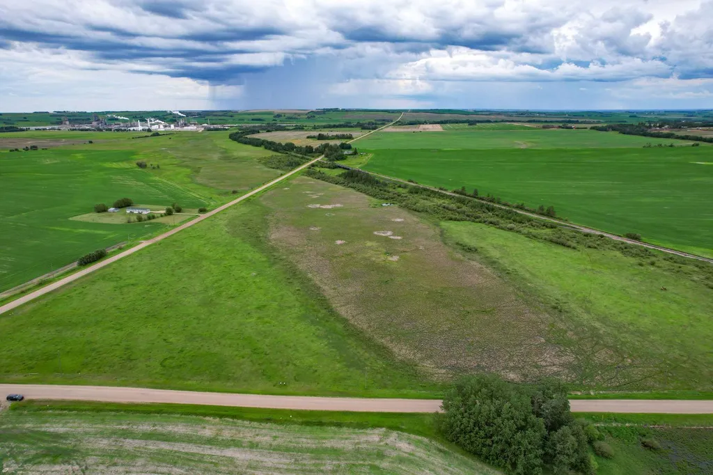 Range Road 261 Rural Lacombe County AB T0M 0J0