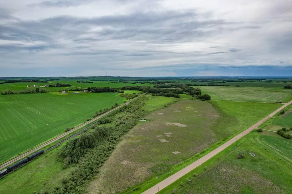 Range Road 261 Rural Lacombe County AB T0M 0J0