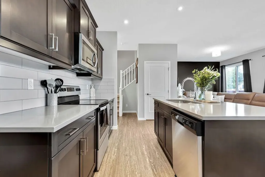 1714 Montgomery Gate SE High River AB T1V0H6