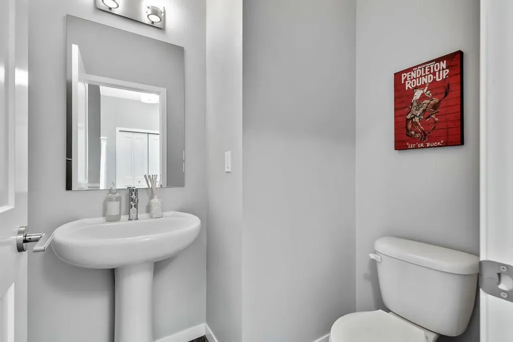 1714 Montgomery Gate SE High River AB T1V0H6