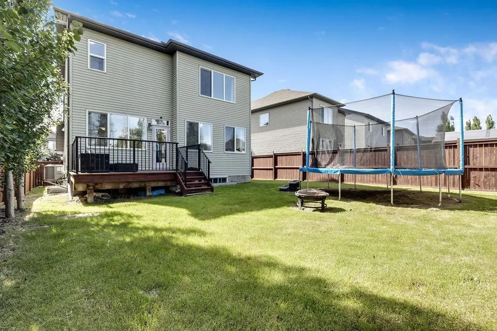 1714 Montgomery Gate SE High River AB T1V0H6