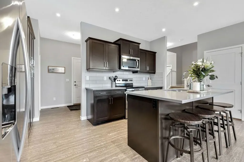 1714 Montgomery Gate SE High River AB T1V0H6