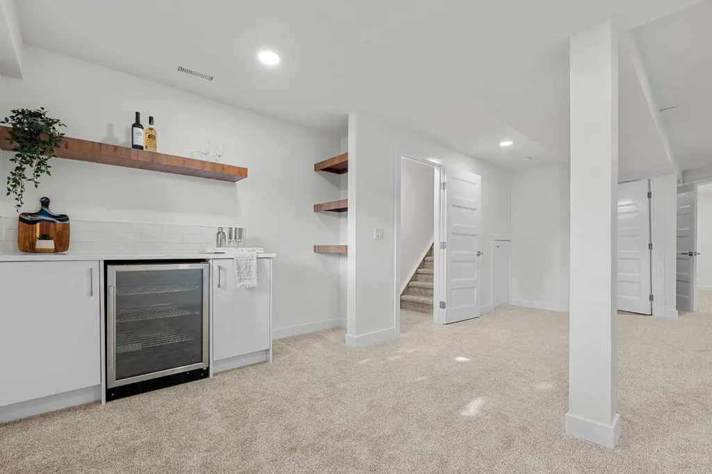 3116 51 Street SW Calgary AB T3E 6R4