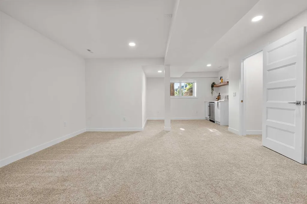 3116 51 Street SW Calgary AB T3E 6R4