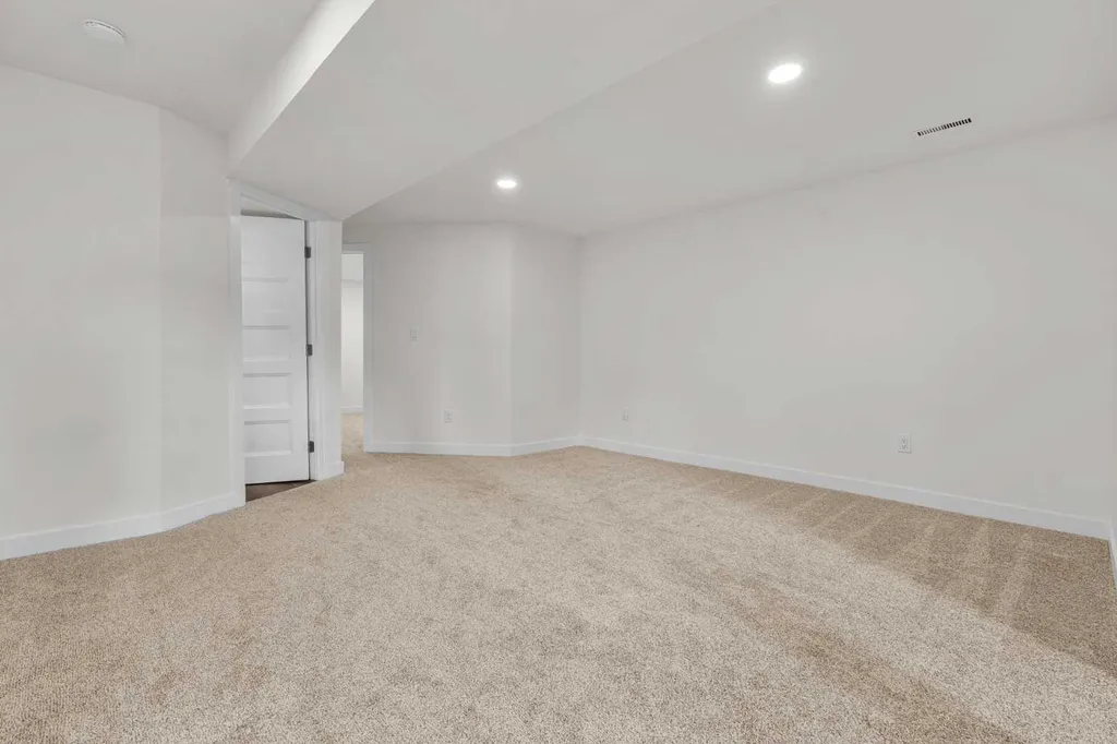3116 51 Street SW Calgary AB T3E 6R4
