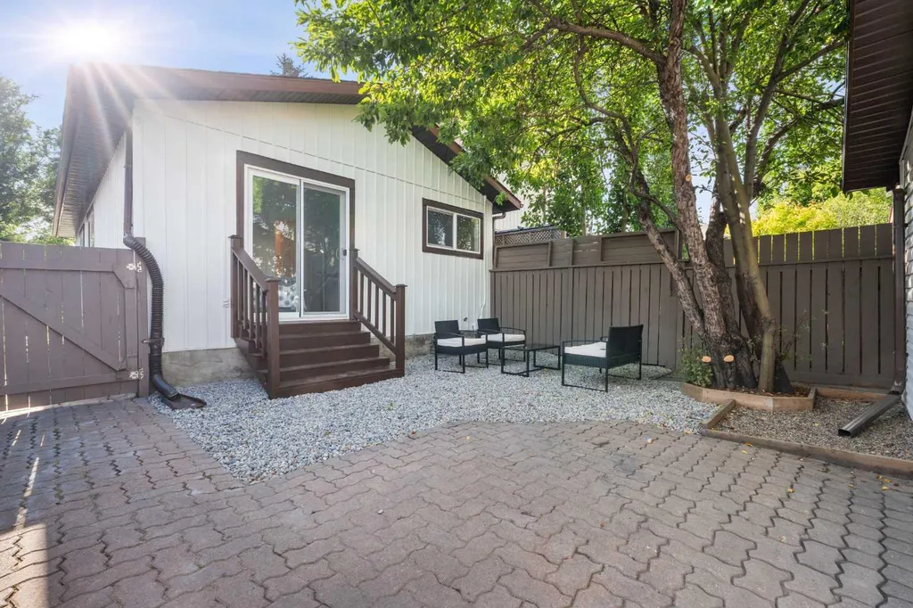 3116 51 Street SW Calgary AB T3E 6R4
