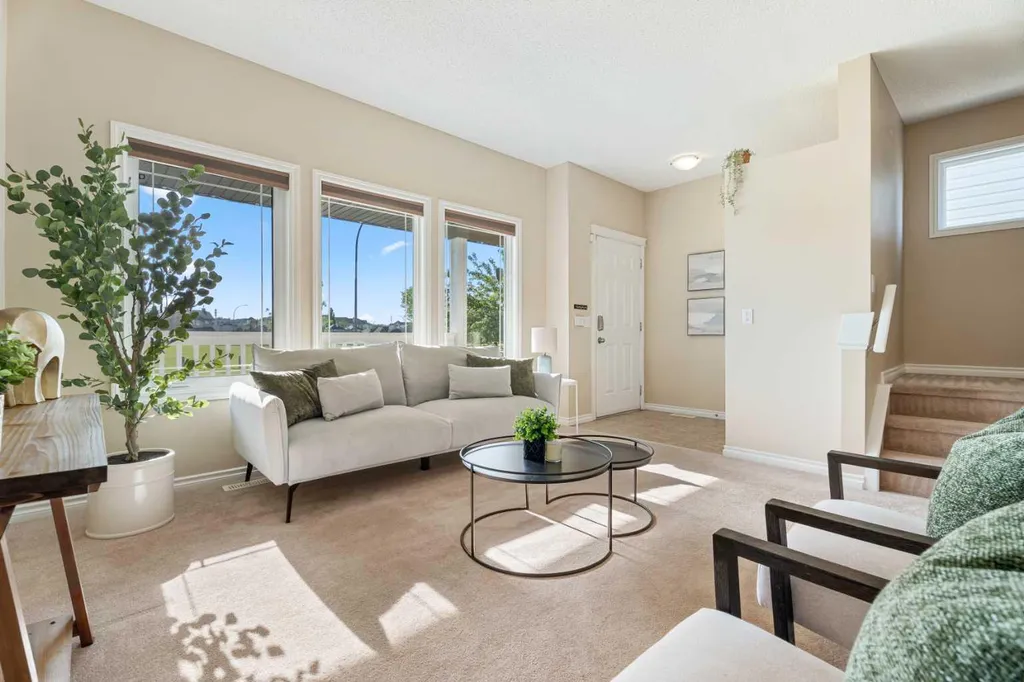 40 Cimarron Grove Drive Okotoks AB T1S 2H1