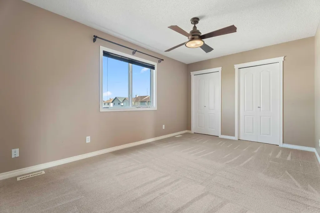 40 Cimarron Grove Drive Okotoks AB T1S 2H1