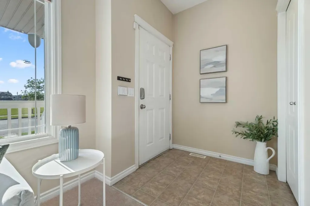 40 Cimarron Grove Drive Okotoks AB T1S 2H1
