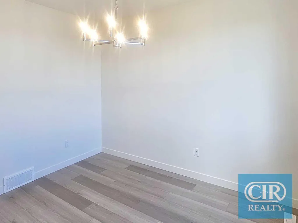 1923 Mccaskill Drive Crossfield AB T0M 0S0