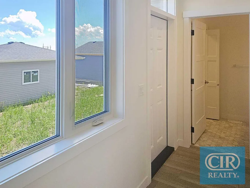 1923 Mccaskill Drive Crossfield AB T0M 0S0