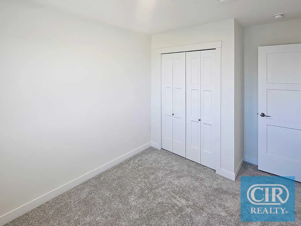 1923 Mccaskill Drive Crossfield AB T0M 0S0