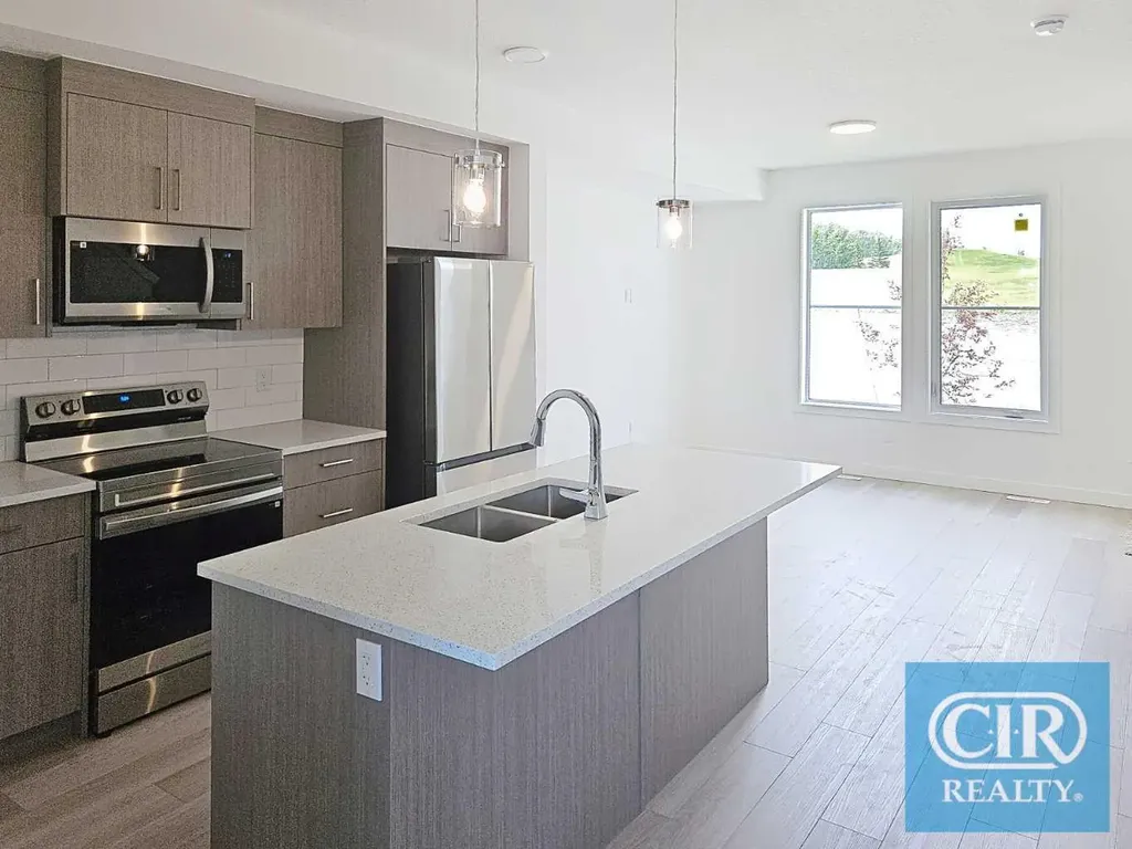 1923 Mccaskill Drive Crossfield AB T0M 0S0